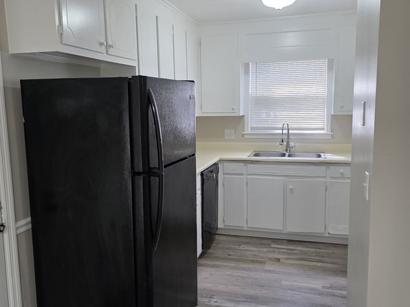 4434 Bonnell Dr NW Unit B