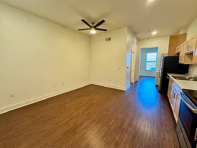 Little Emma Apartments — Photo 22