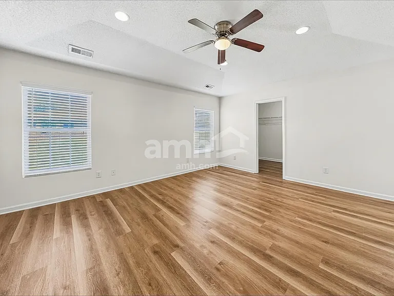 406 Averasboro Dr — Photo 11