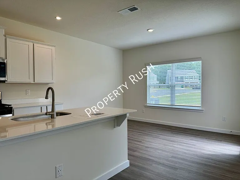 7535 Bendire Loop — Photo 15