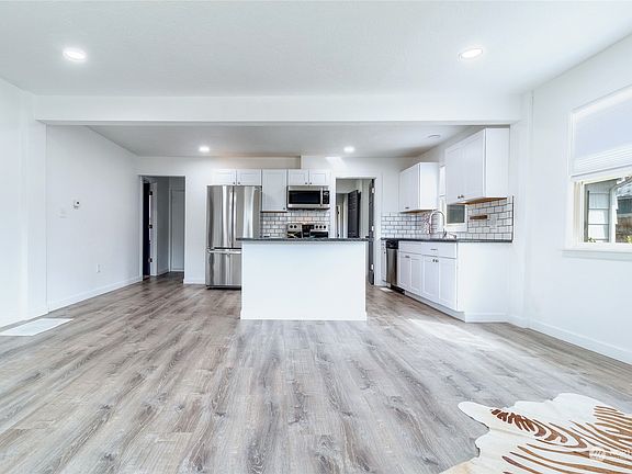 4th image of 258 Eagan Street
