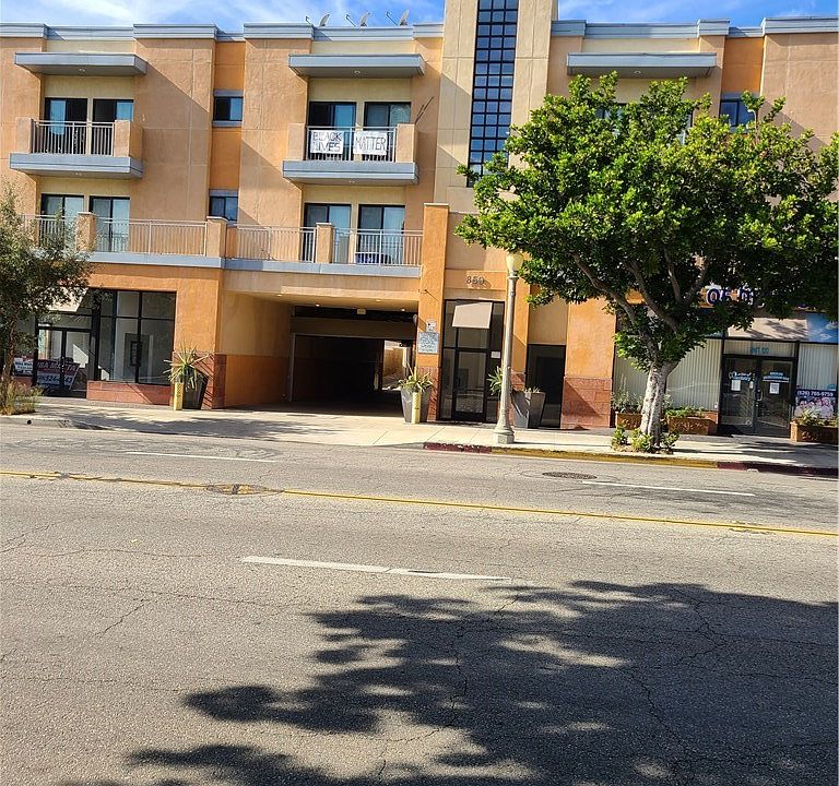 1st image of 859 N Fair Oaks Ave Unit 205