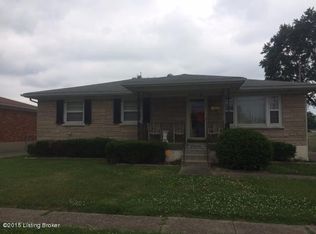3450 Heatherfield Dr, Shively, KY 40216