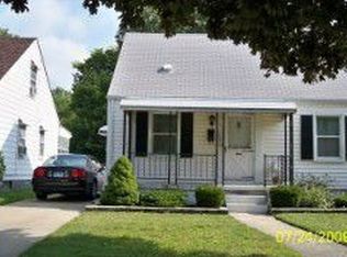 14675 Agnes Ave, Eastpointe, MI 48021