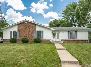 44 Park Charles Blvd N, Saint Peters, MO 63376