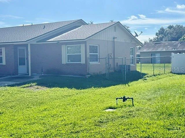 2 bed, 2.0 bath, 950 sqft, $1,300 — Photo 3
