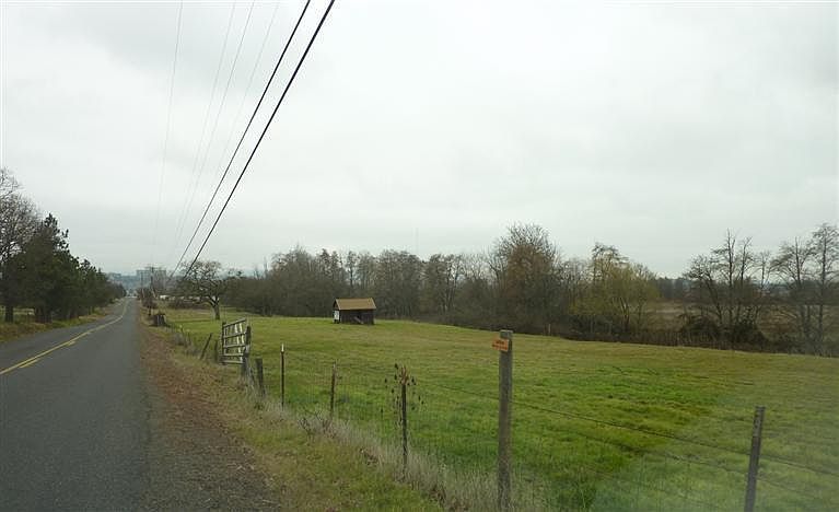 2nd image of 0 E Barnett Rd