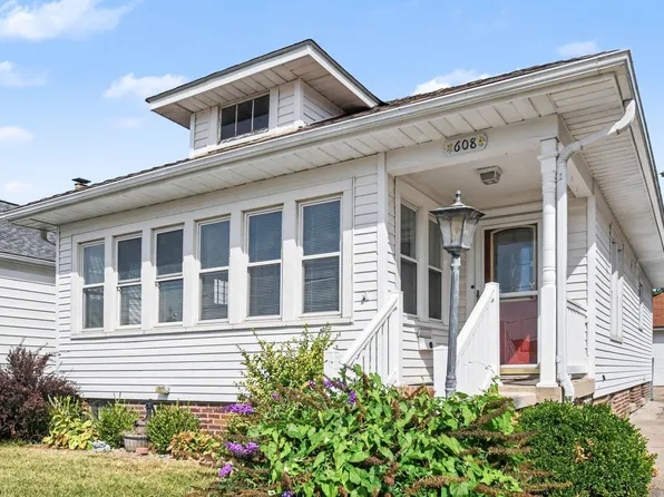 608 W 9th St, Mishawaka, IN 46544