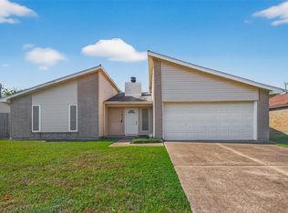 2905 Park Shadow Ln, Deer Park, TX 77536