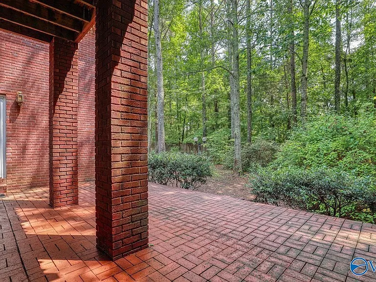 935 Jeff Rd — Photo 4