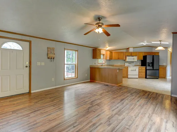 101 Odell Hill Road, Conway, NH 03813