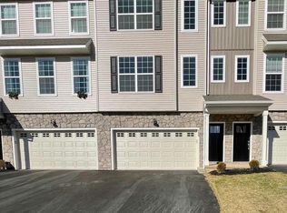 1870 Shady Ln #337, Mechanicsburg, PA
