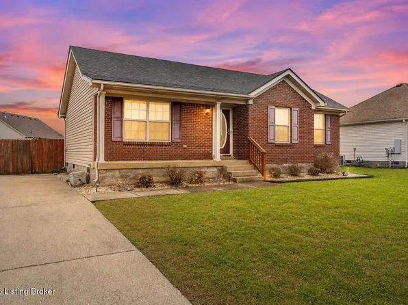 157 Wooded Oak Ct, Shepherdsville, KY 40165