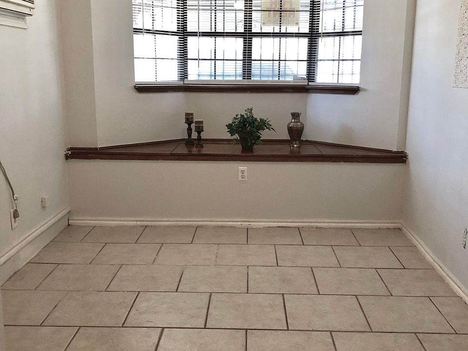 1st image of 7418 Meadow Cliff St