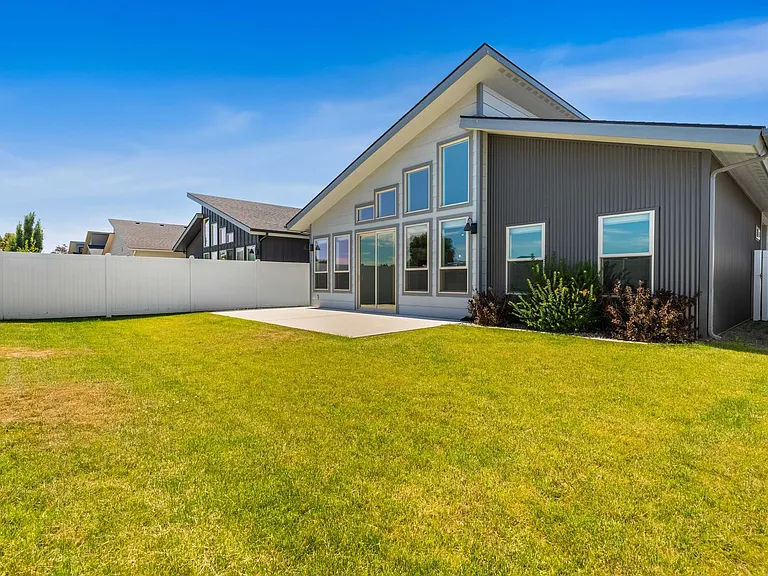 1452 W Moselle Dr — Photo 23