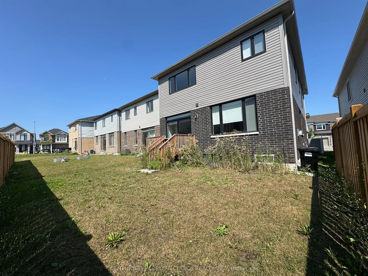 4 bed, $2,850 — Photo 2