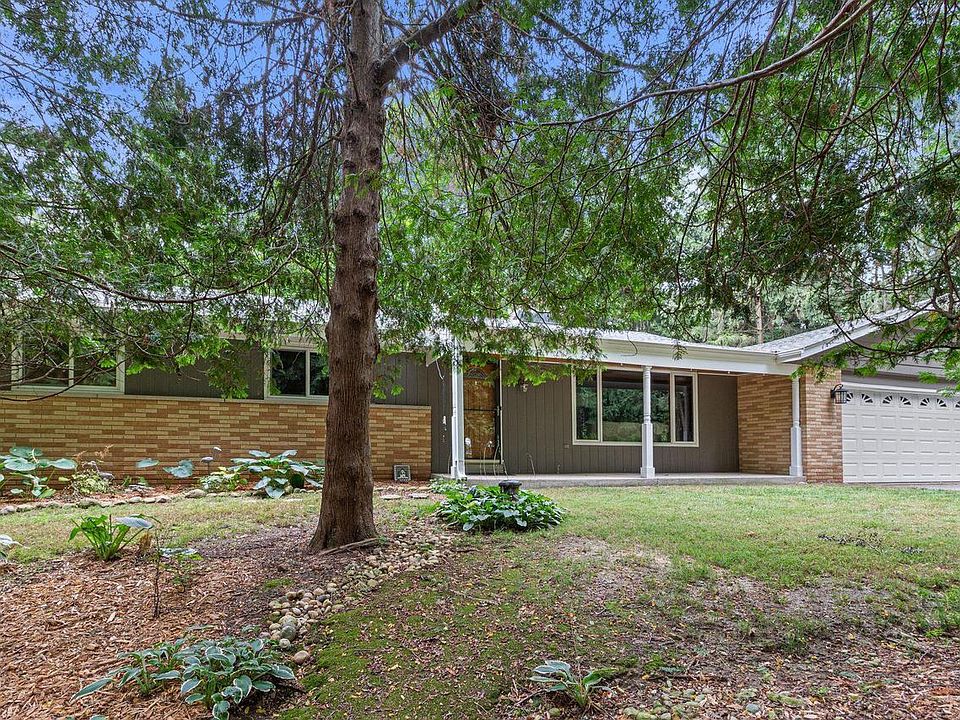 1st image of W329N3358 Lakeland DRIVE