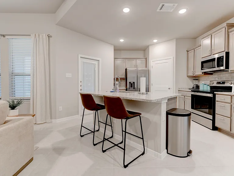 2839 Fox River Dr — Photo 8