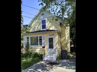 1028 4th Ave S, Moorhead, MN 56560