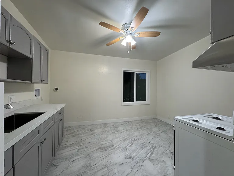 2819 Dee Ave #4 — Photo 7