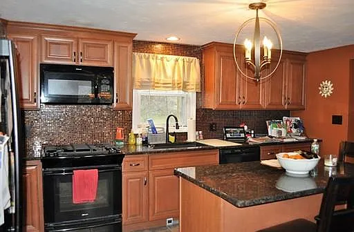 103 South Rd #103 — Photo 2