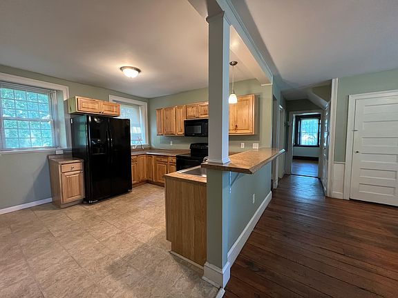 2nd image of 117 Mount Warner Rd #1