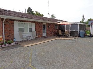 1585 Spring Valley Dr, Huntington, WV 25704