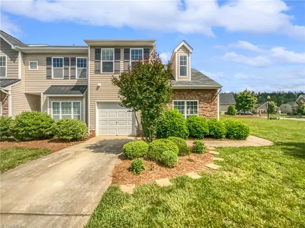 118 Penry Ln, Clemmons, NC 27012