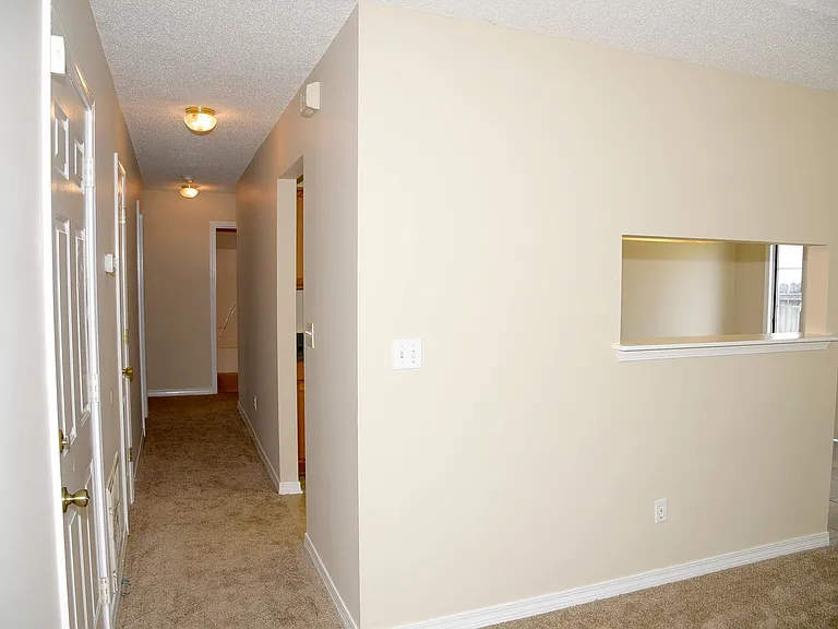 645 Jerrells Ave — Photo 9