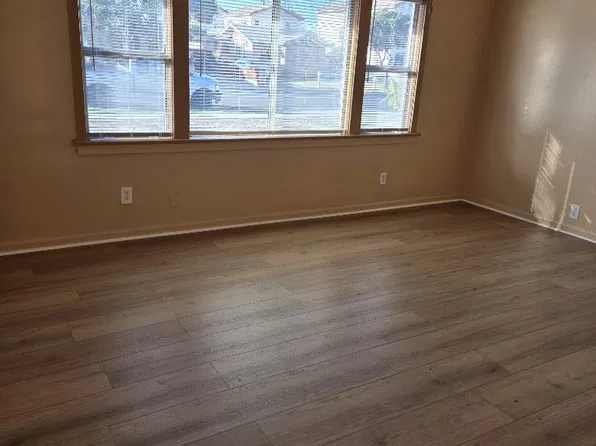 9629 Rose St #1, Bellflower, CA 90706