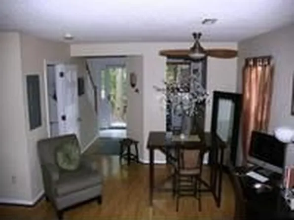 38 Williamson Park Dr Unit B, Newport News, VA 23608
