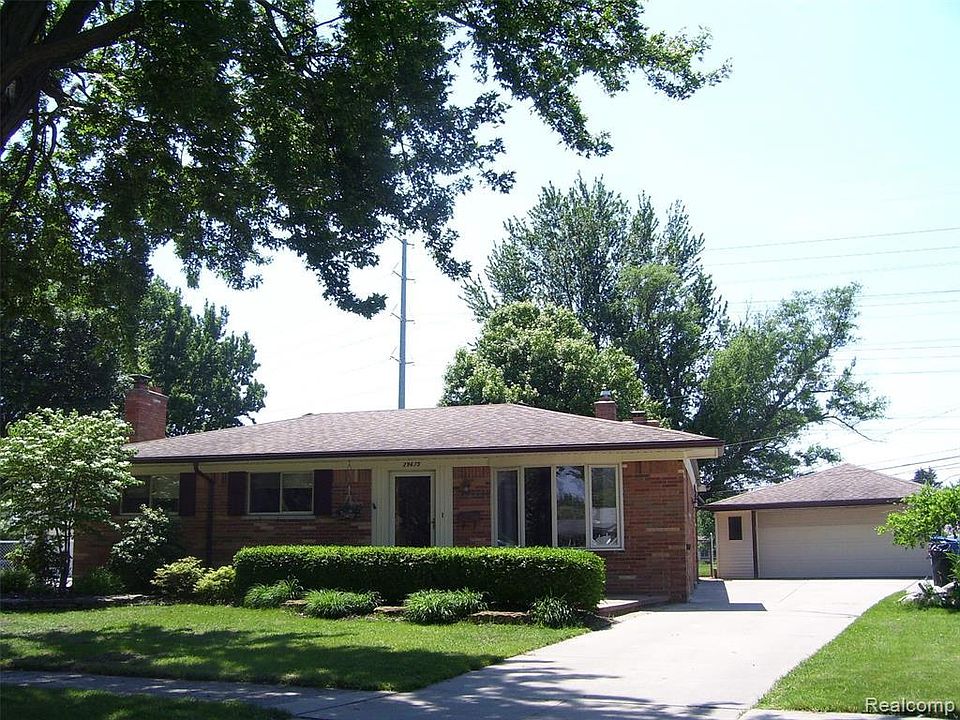 1st image of 29675 Newport Dr