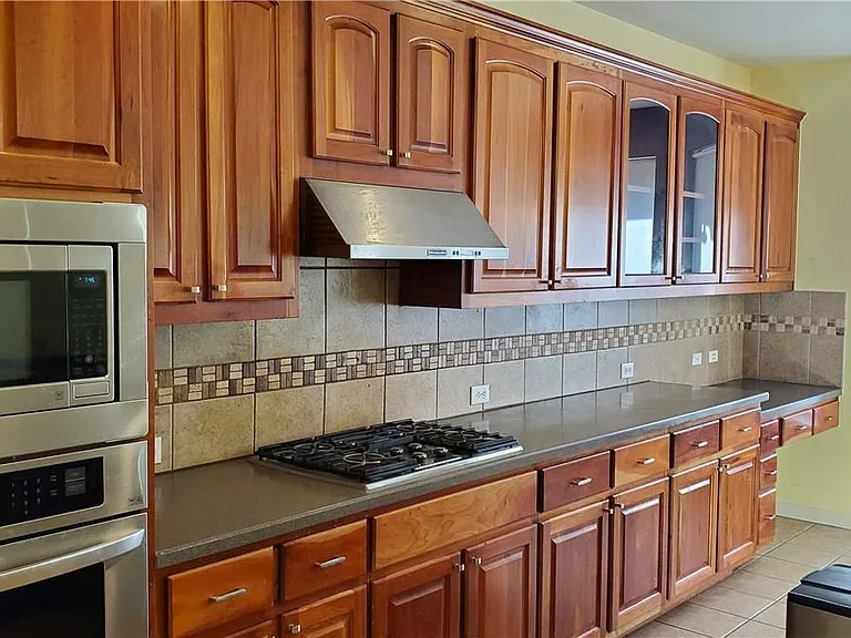 9421 Lisi Anne Dr — Photo 9