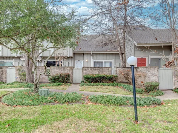 12926 Greenway Chase Ct #2926, Houston, TX 77072