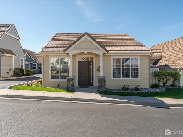 1494 Eastmont #56, East Wenatchee, WA 98802