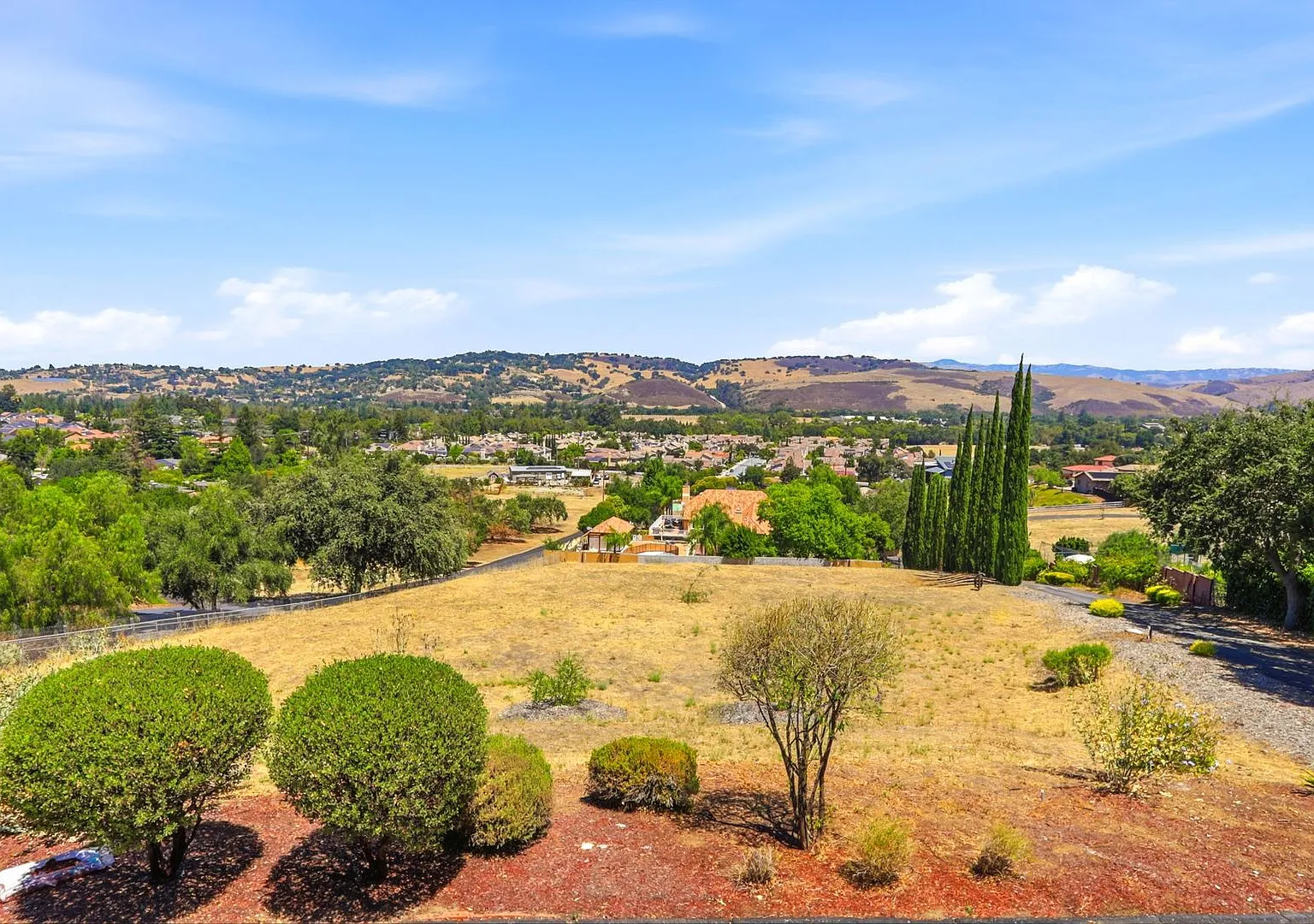 Available Now! One-of-a-Kind Hilltop Estate with Panoramic Almaden Valley Views — Photo 2