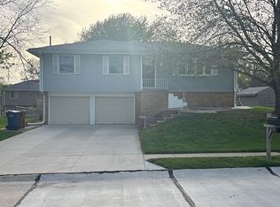 8308 S 49th Ave, Omaha, NE 68157