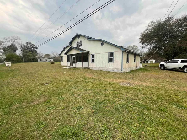 415 N Beech Ave., Andrews, SC 29510