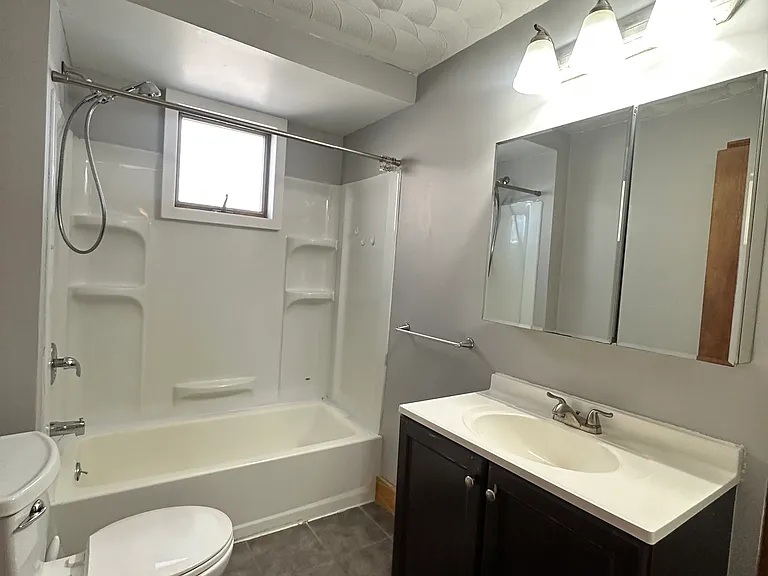 28 Earle St #2 — Photo 5