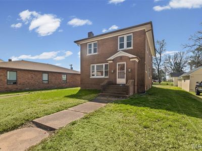 44 W Main St, Mascoutah, IL, 62258