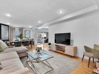 11789 Montana Ave APT 15, Los Angeles, CA, 90049