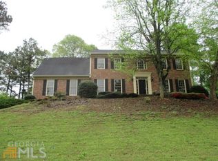 351 Sarah Ln, Lawrenceville, GA 30046