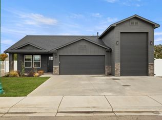 2520 Day Dr, Fruitland, ID 83619