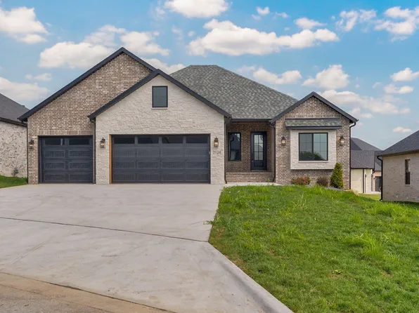 2124 N Sun Valley Drive, Springfield, MO 65802