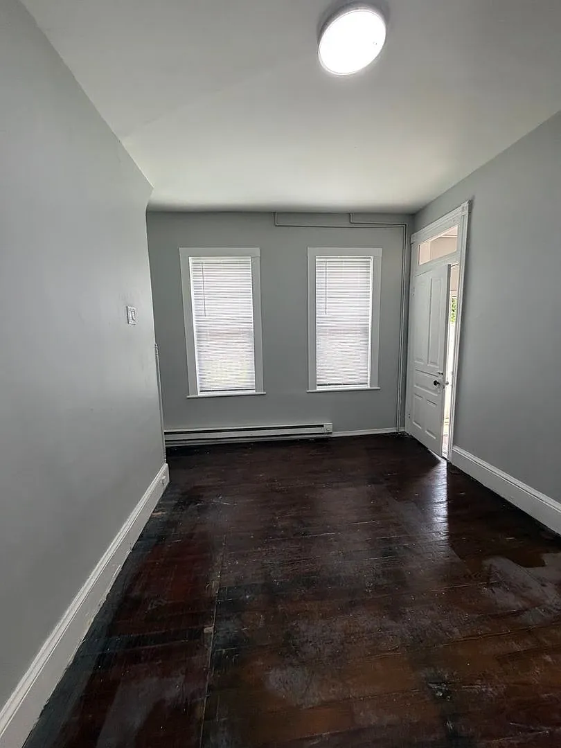 345 Spring Street — Photo 3