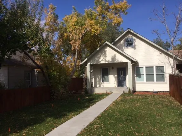 127 S 3rd St, Montrose, CO 81401