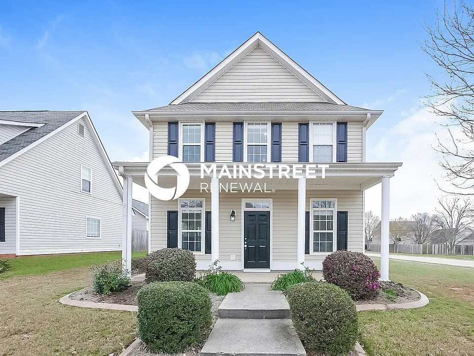 1305 Lafayette Sq