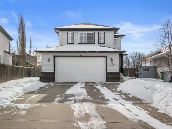 112 Lakeland Point E, Beaumont, AB T4X 0B4