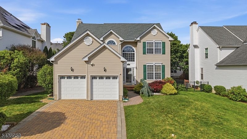 1st image of 14 Murphy Dr