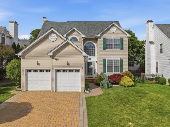 14 Murphy Dr, Bridgewater Twp., NJ 08807